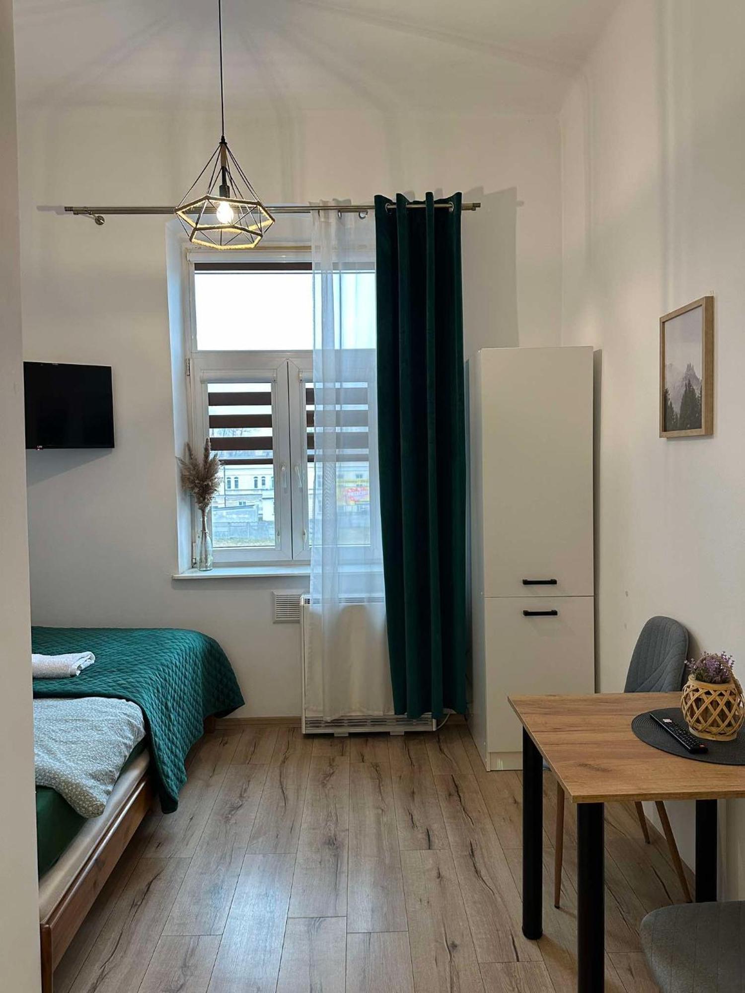 Apartament Zielony Kollataja Tomaszow Mazowiecki Luaran gambar